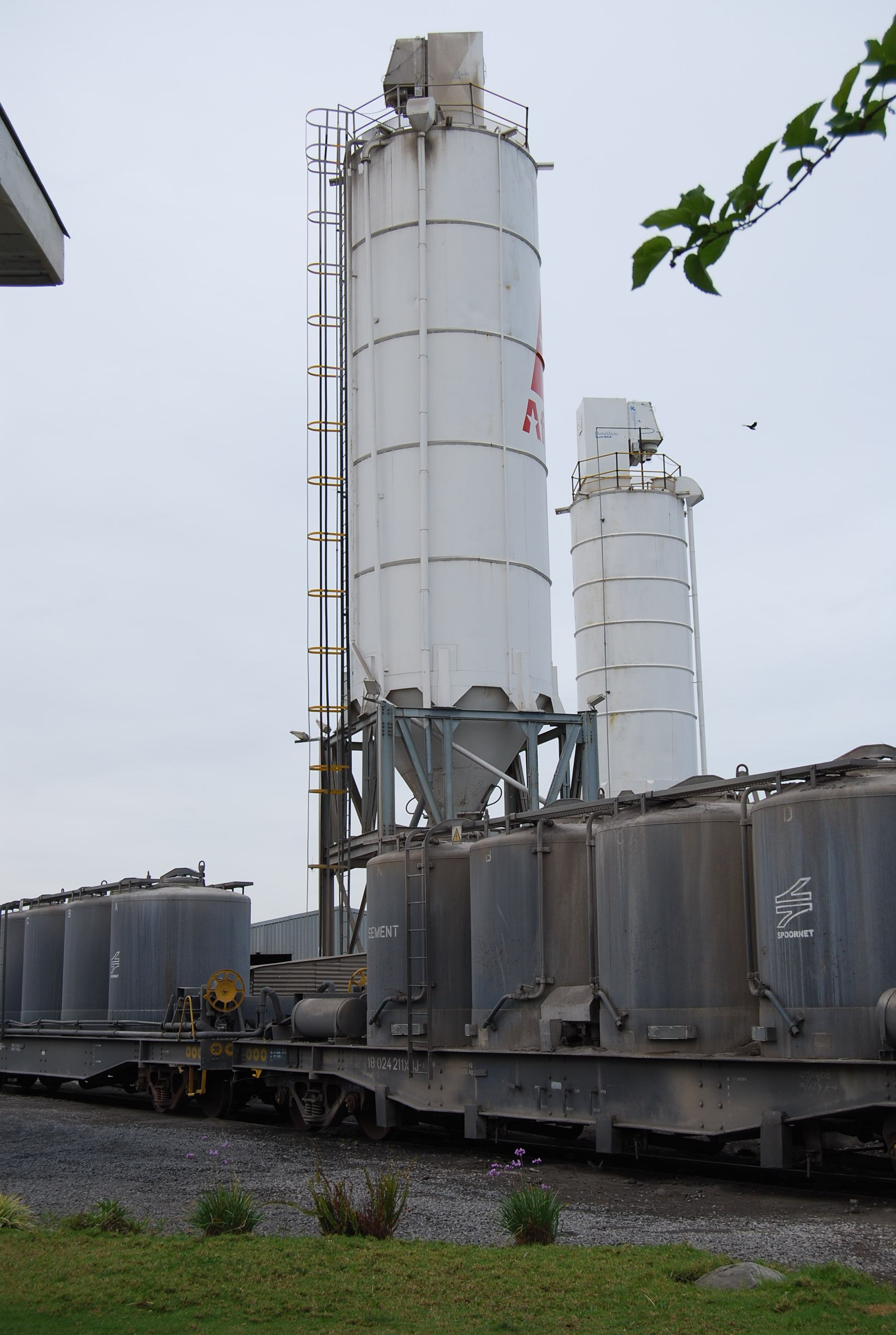 Chiselhust cement depot